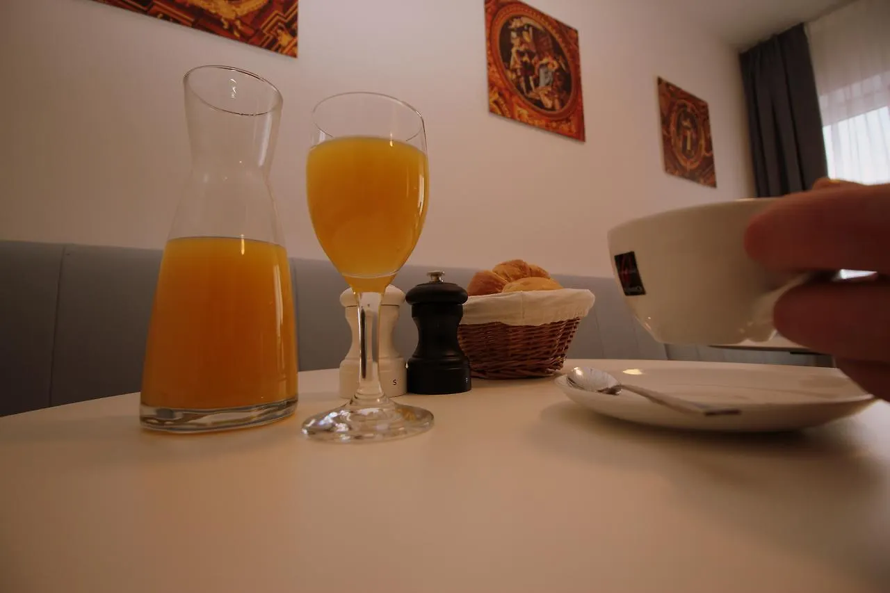 Hotel Isarblu Munich